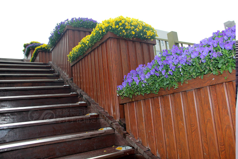 浙江杭州人行天橋花箱案例