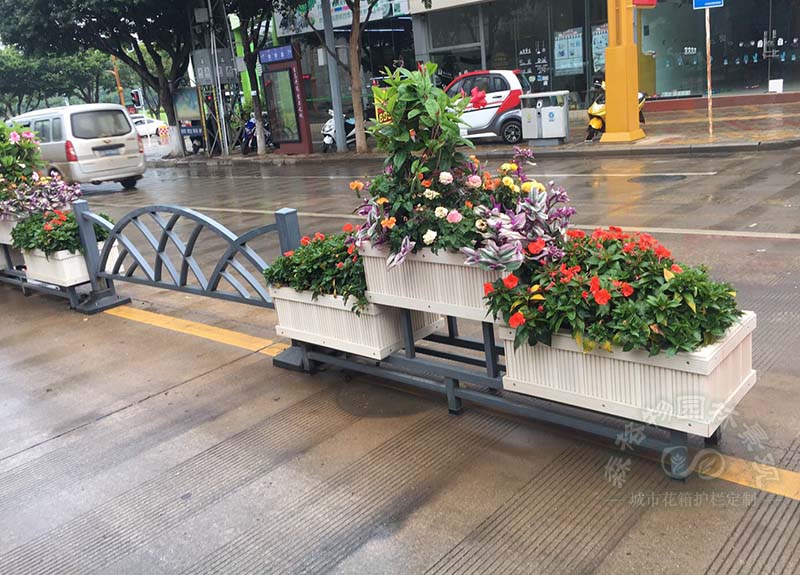 PVC微發泡板花箱的優勢