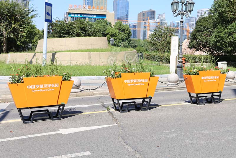 森格物園林景觀的不銹鋼花箱好看么？