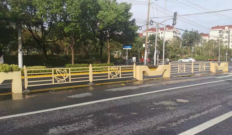 道路護欄花箱安裝需要注意哪些事項 ？