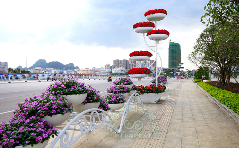 戶外立體花架的有哪些材質(zhì)組成部分？