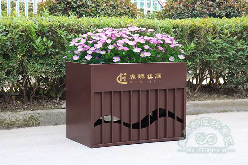 什么是戶外道路不銹鋼花箱