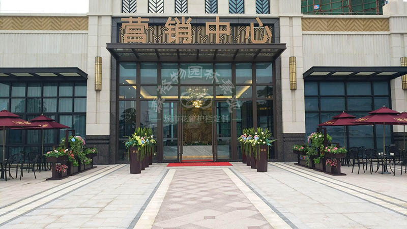 園林景觀不銹鋼花箱的分類(lèi)