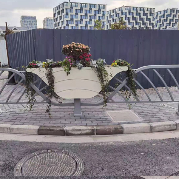 貴州歐式護欄玻璃鋼組合花箱