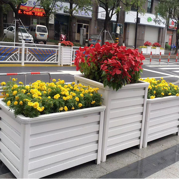 紅河雅白色條紋框鋁合金花箱