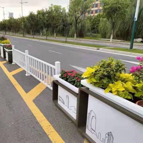 貴州科技之城不銹鋼花箱護欄