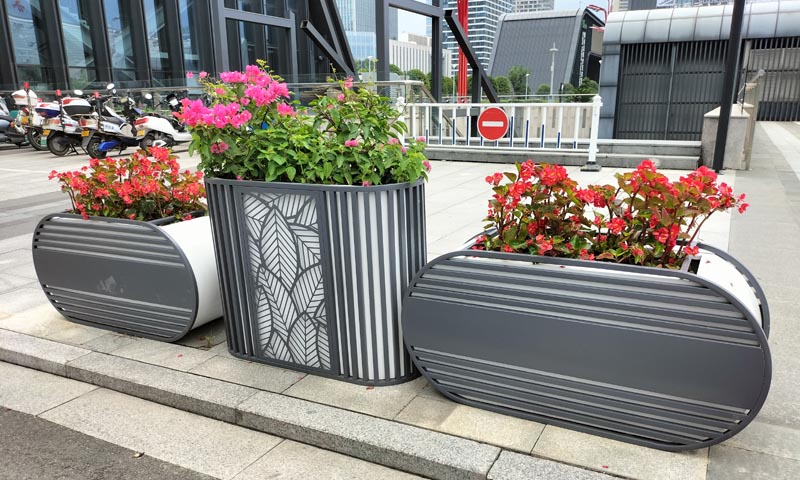 淺談花箱尺寸在設(shè)計(jì)中應(yīng)該要注意哪些地方