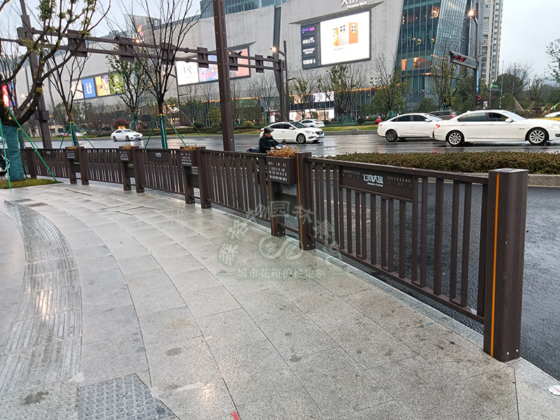 花箱在城市景觀中的運用和作用