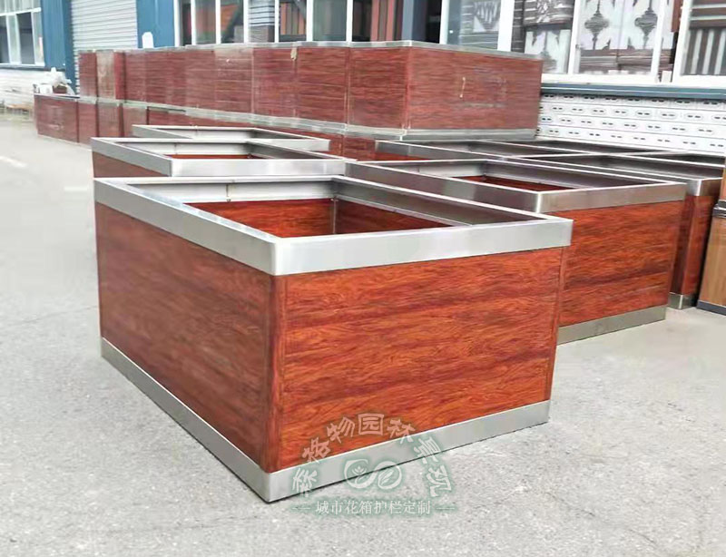 戶外花箱常用的材質包括哪幾種